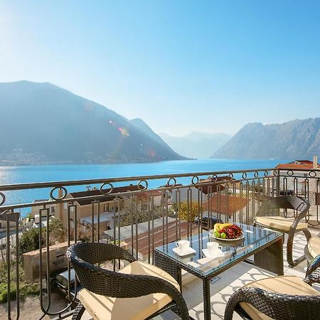 2Montenegro Limeta Apartments With Pool โกตอร์ ภายนอก รูปภาพ