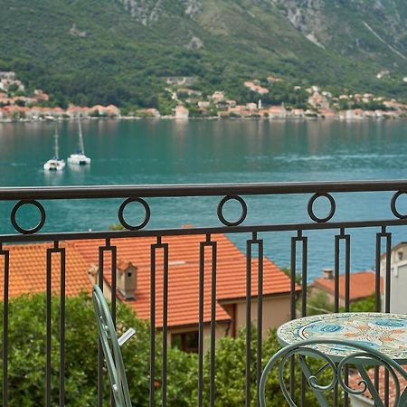 2Montenegro Limeta Apartments With Pool โกตอร์ ภายนอก รูปภาพ
