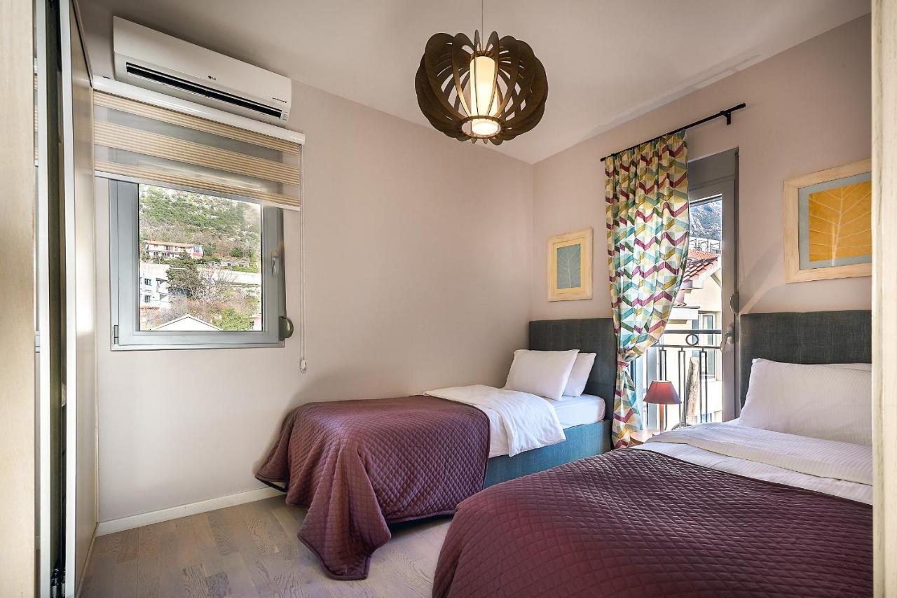 2Montenegro Limeta Apartments With Pool โกตอร์ ภายนอก รูปภาพ