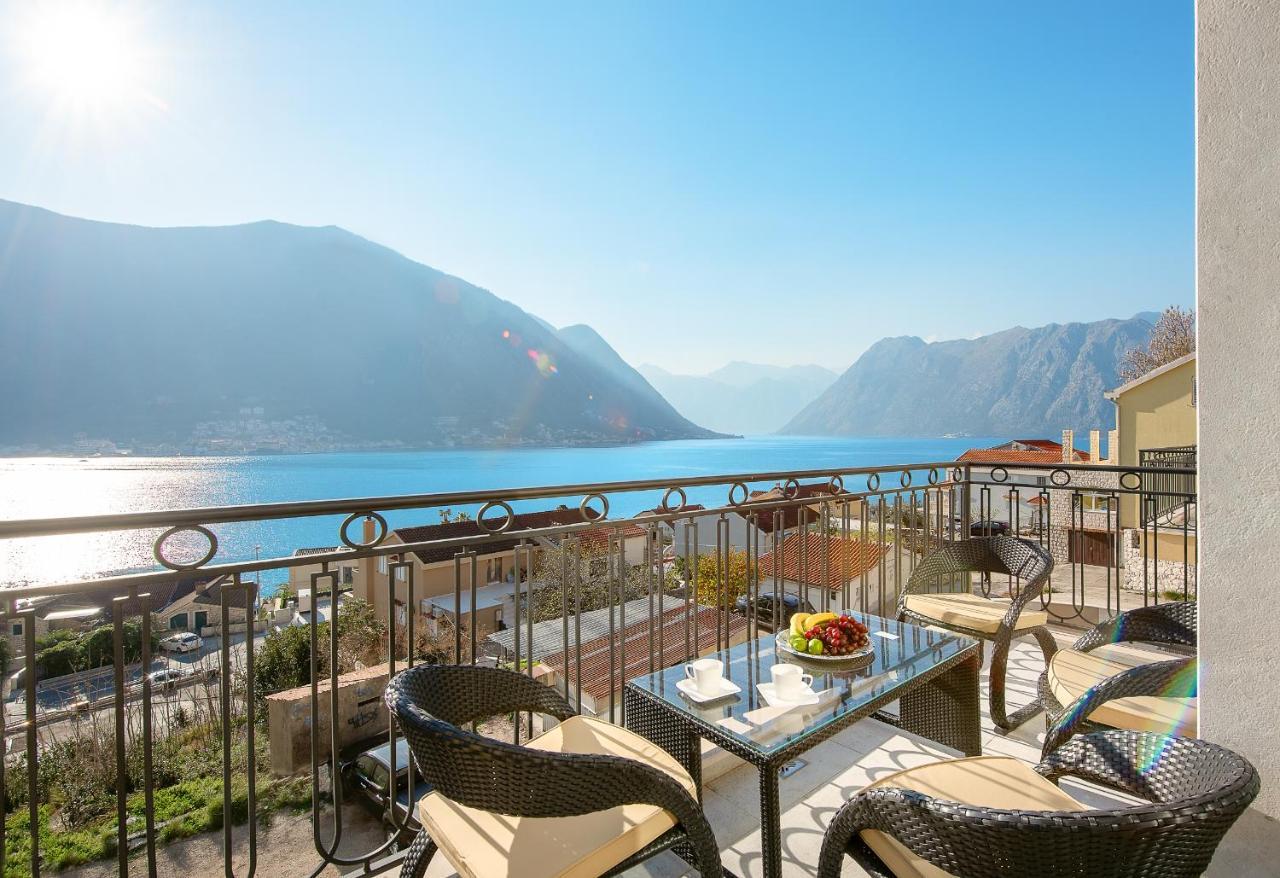 2Montenegro Limeta Apartments With Pool โกตอร์ ภายนอก รูปภาพ
