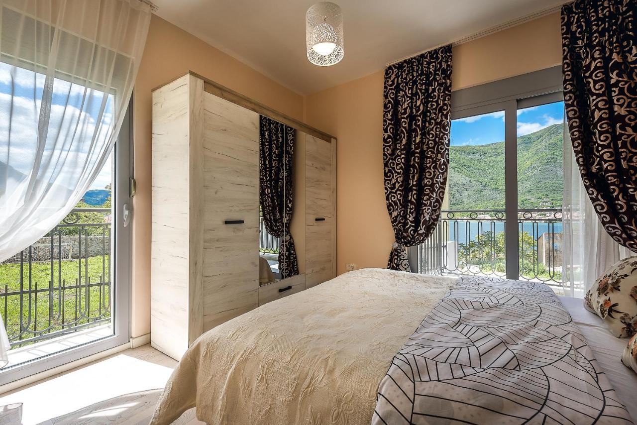 2Montenegro Limeta Apartments With Pool โกตอร์ ภายนอก รูปภาพ