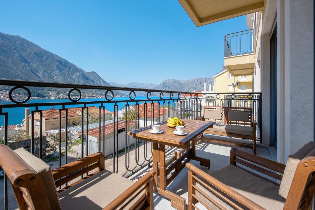 2Montenegro Limeta Apartments With Pool โกตอร์ ภายนอก รูปภาพ