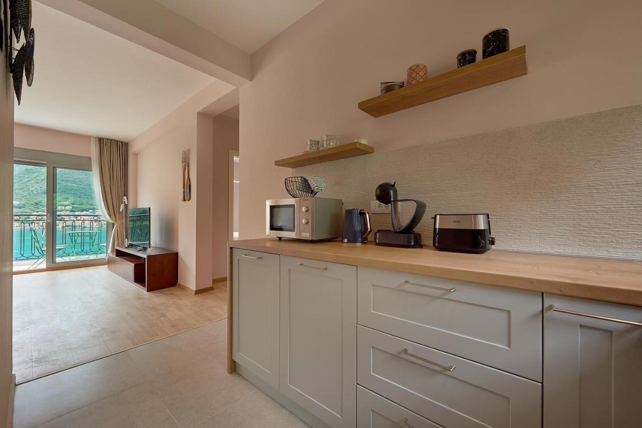 2Montenegro Limeta Apartments With Pool โกตอร์ ภายนอก รูปภาพ
