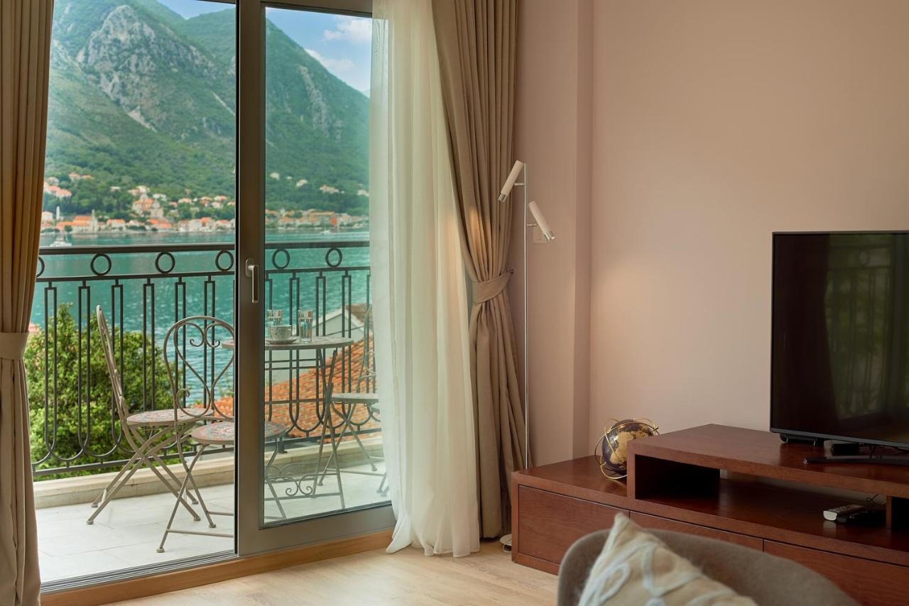 2Montenegro Limeta Apartments With Pool โกตอร์ ภายนอก รูปภาพ