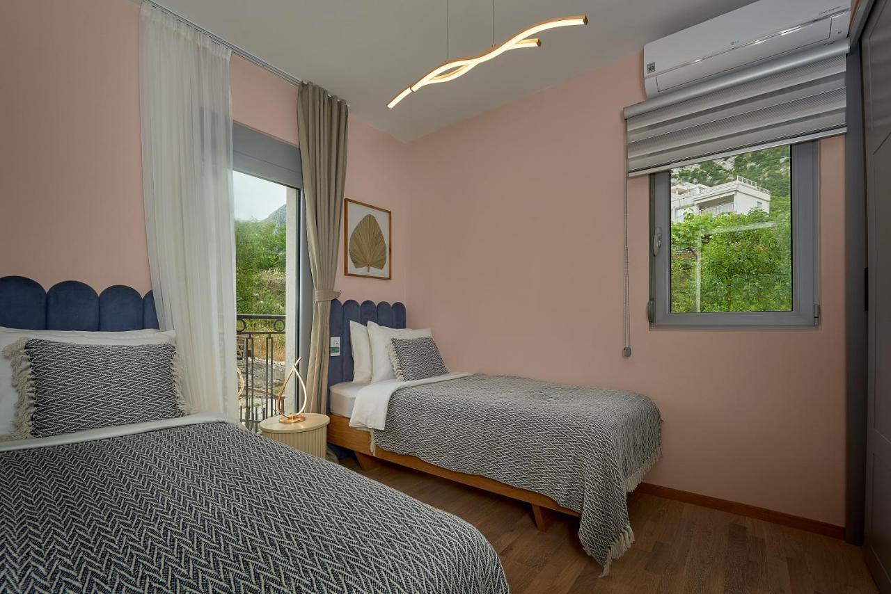 2Montenegro Limeta Apartments With Pool โกตอร์ ภายนอก รูปภาพ